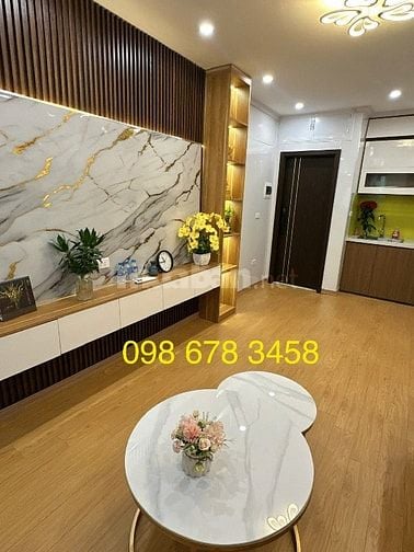 Cần bán căn tập thể ở phố Thái Thịnh