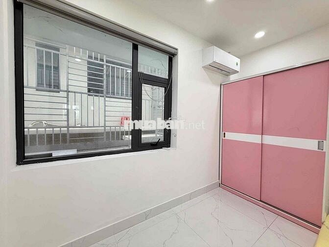 SIÊU HỜI STUDIO TÁCH BẾP CỬA SỔ - GẦN UEH, VHU, TDTU