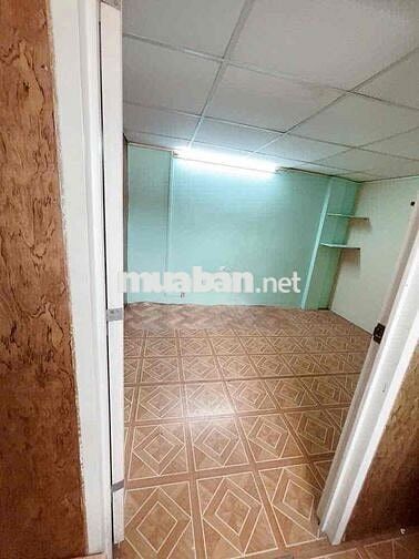 CẦN CHO THUÊ CĂN HỘ CHUNG CƯ 4 PHÒNG NGỦ