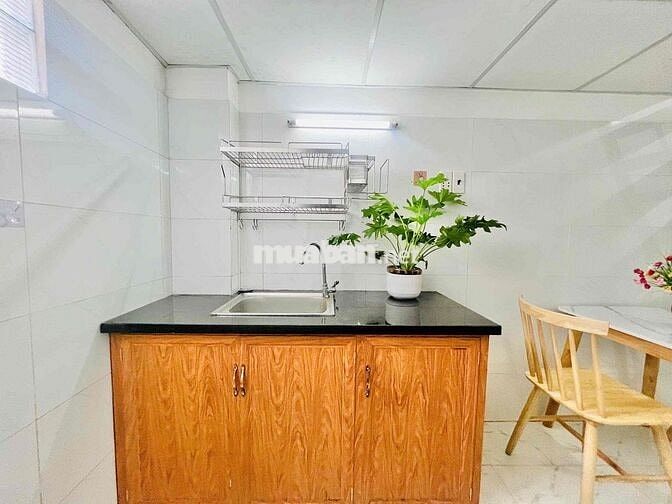 Siêu phẩm duplex gác cao FULL NỘI THẤT rộng 42m2 Luỹ Bán Bích sat VHU