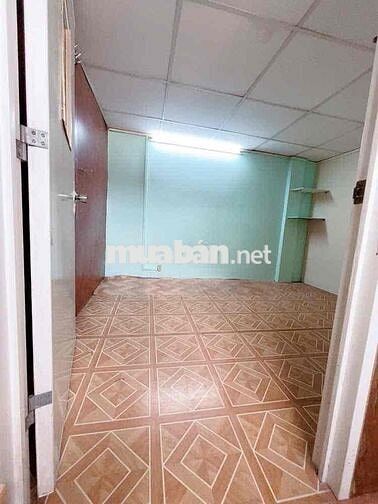 CẦN CHO THUÊ CĂN HỘ CHUNG CƯ 4 PHÒNG NGỦ