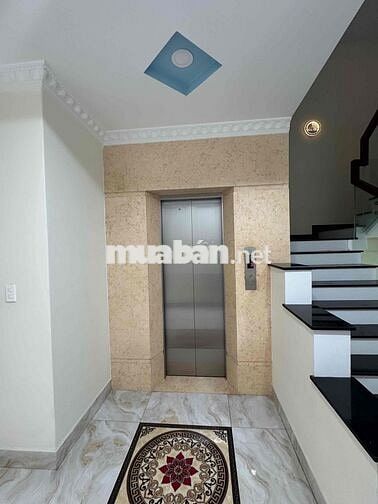 Cho thuê nhà Cityland, có thang máy giá 38tr