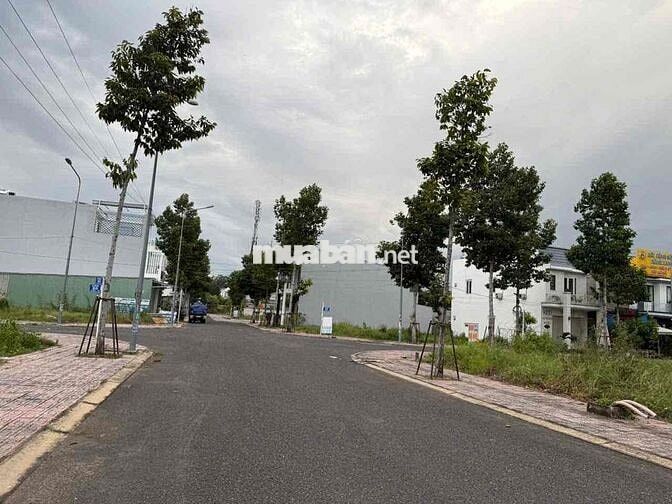 GIÁ CHỈ 980 TRIỆU CÓ NGAY 150M2 ĐẤT Ở NGAY KCN MỸ PHƯỚC 3, BẾN CÁT