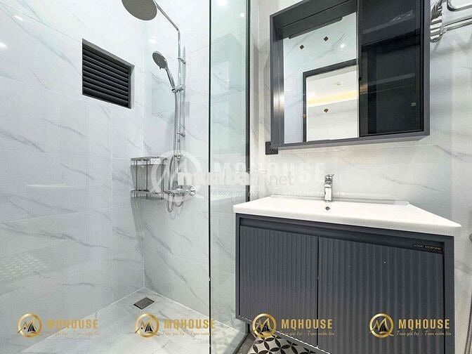 CĂN HỘ Q3_RỘNG RÃI_THOÁNG MÁT_SẠCH SẼ_MỚI_CỬA SỔ LỚN_THANG MÁY_HẺM OTO