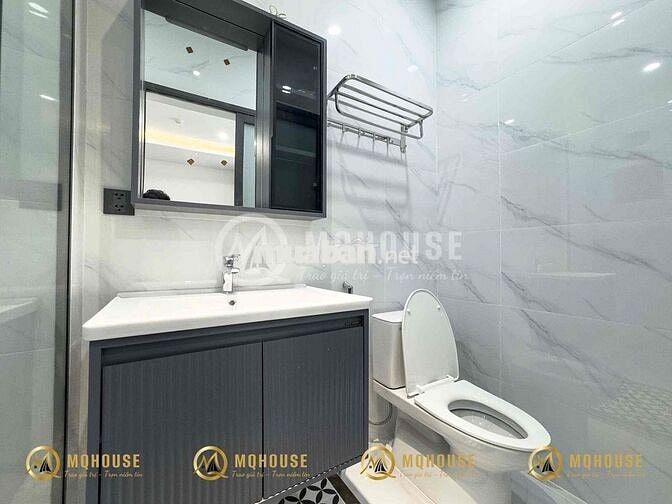 CĂN HỘ Q3_RỘNG RÃI_THOÁNG MÁT_SẠCH SẼ_MỚI_CỬA SỔ LỚN_THANG MÁY_HẺM OTO