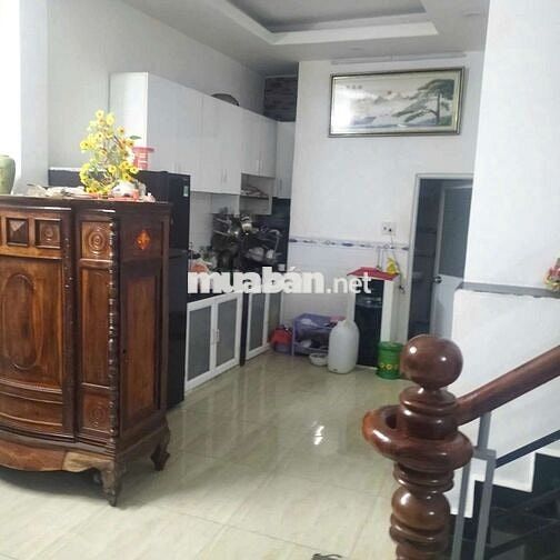 Bán nhà sổ Hồng riêng tăng hết nội thất