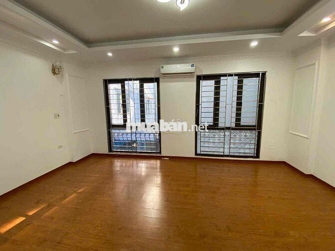 5.85 tỷ nhà 4 tầng Yên Nghĩa ngay gần Trường PheniKa