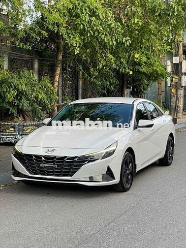 Hyundai Elantra 2023 1.6 AT Đặc biệt - 43000 km