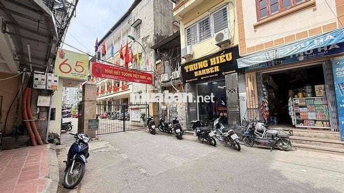 Siêu phẩm tập thể phố Doãn kế Thiện - Sổ đỏ tầng thấp 40/75m2 giá chỉ