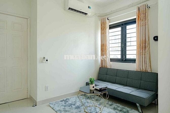 CHO THUÊ CĂN HỘ BAN CÔNG FULL NT GIÁ RẺ GẦN CHỢ BẾN THÀNH Q1 T10/2025