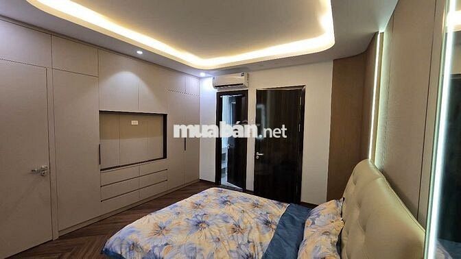Nhà 5 Tầng Trần Duy Hưng, Thang Máy, Thiết Kế Sang Trọng, 13.8 Tỷ