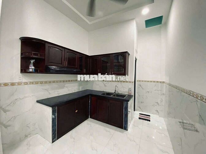 Cho thuê nhà mới xây 4pn 3wc Quang Trung P11