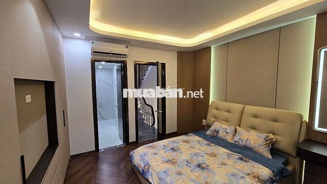 Nhà 5 Tầng Trần Duy Hưng, Thang Máy, Thiết Kế Sang Trọng, 13.8 Tỷ