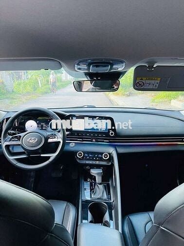 Hyundai Elantra 2023 1.6 AT Đặc biệt - 43000 km