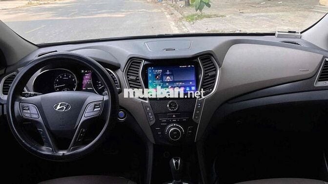 Hyundai Santa Fe 2016 2.4 AT 4 WD - 70000 km