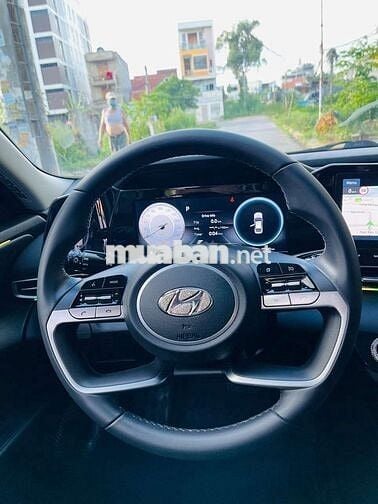 Hyundai Elantra 2023 1.6 AT Đặc biệt - 43000 km