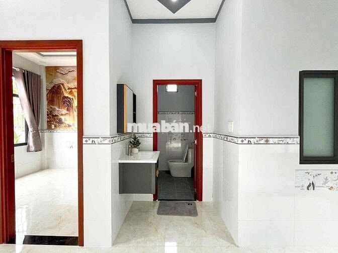 Bán Nhà Hoàn Công Sân Vườn Mỹ Hạnh Bắc