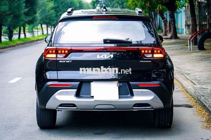 Kia Sonet Premium 2023 - 2940 km