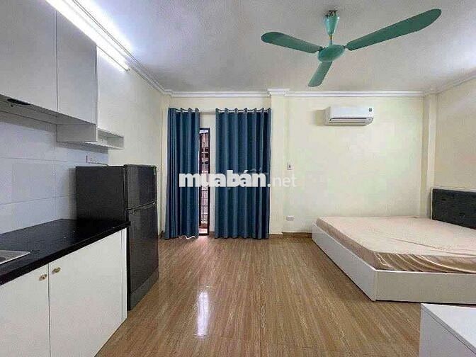 Cần bán nhà 37m x 5,5 tầng  trong ngõ hoà bình 7 phố Minh khai