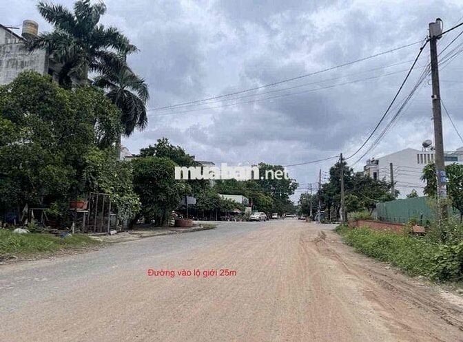 Bán lô đất ngay khu vực ngã 4 Bà Điểm Đường Phan Văn Hớn + Bà
