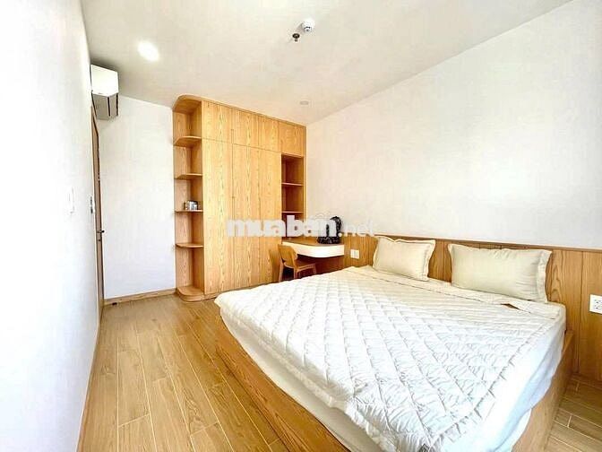 Căn hộ Một phòng ngủ Trong Một Ngôi Nhà Châu Âu - 70 m2-nhà bếp lớn