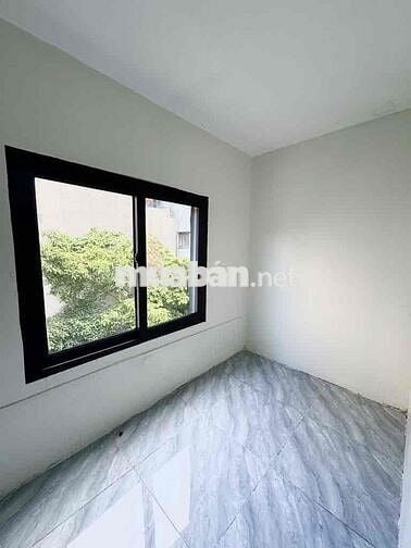 NHÀ BA BƯỚC RA NGÃ 7 XÃ ĐÀN - NGÕ NÔNG 50M RA ĐƯỜNG Ô TÔ