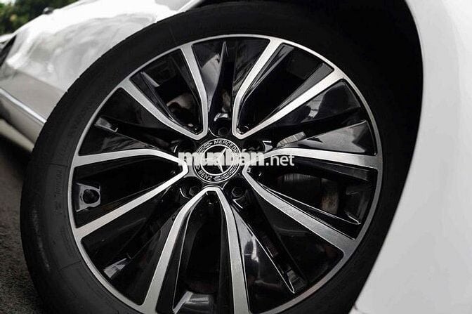 Mercedes C200 Facelift - Model 2019 - Zin đẹp