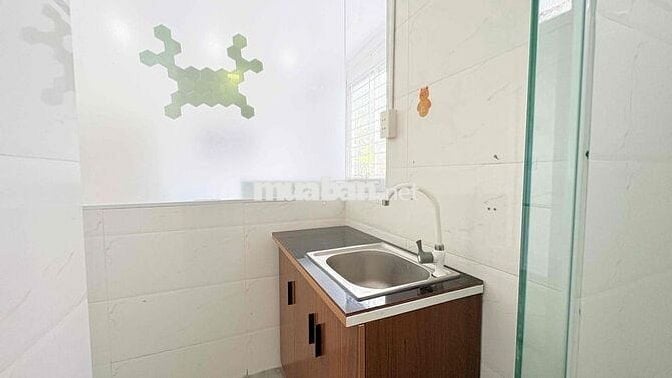 STUDIO CỬA SỔ LỚN VIEW BITEXCO FULL NỘI THẤT THANG MÁY NGAY BẾN THÀNH