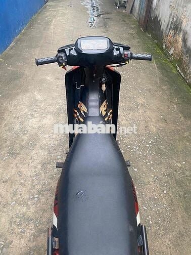 cần bán xe xipo satria 2000