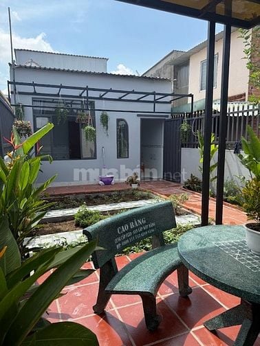 Nhà vườn mới DT đất 160m2 Mỹ Hạnh Bắc, Đức Hòa, Long An, giá 2,36ỷ