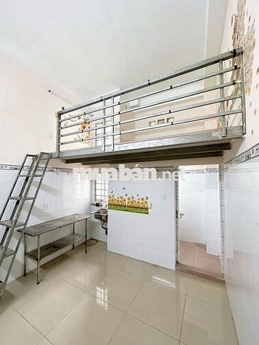 DUPLEX SIÊU RỘNG GÁC CAO 2M , CỬA SỔ TRỜI THOÁNG MÁT CẢ NGÀY