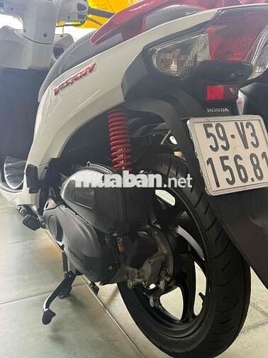 vission 2019 khoá smk pbđb trắng đỏ