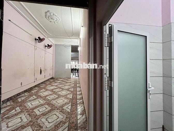 mặt tiền đường Q.10 KD tự do cho F&B