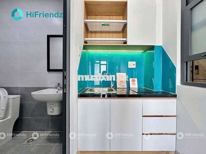1pn Tách bếp Máy giặt riêng - Ban công Gần Mũi tàu Cộng Hòa. Trống sẵn