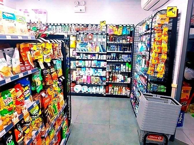 Tuyển Gấp Nhân Viên Làm Việc Cho Cửa Hàng Khu Vực Bình Chánh