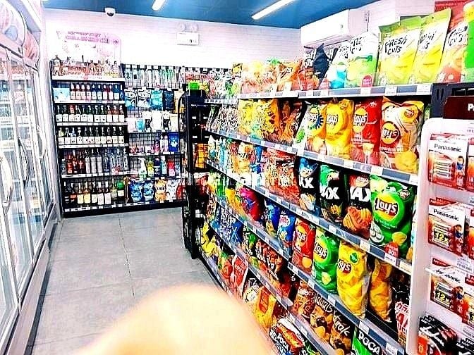 Tuyển Gấp Nhân Viên Làm Việc Cho Cửa Hàng Khu Vực Bình Chánh