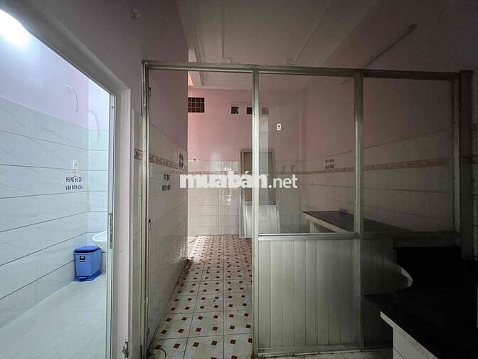 mặt tiền đường Q.10 KD tự do cho F&B
