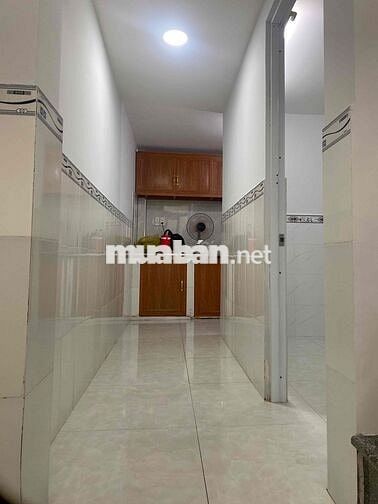 Nhà sổ hồng đẹp, 3 phòng ngủ, 1 xẹc đường HT17, Q12