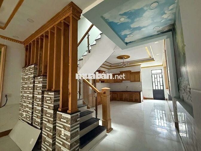 BÁN NHÀ 1 TRỆT 2 LẦU MẶT TIỀN ĐƯỜNG HUỲNH THỊ TƯƠI DĨ AN DT 120M2