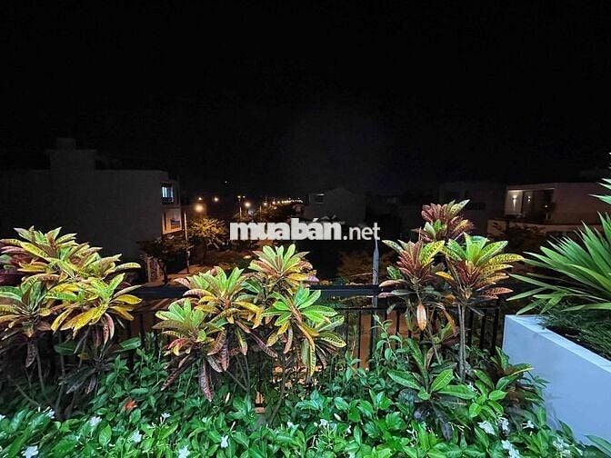 Nhà 3 tầng full nội thất đường Đặng Văn Chung Hoà Xuân