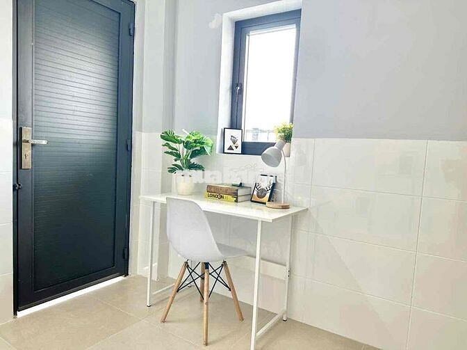 Duplex cửa sổ trời - Full nội thất - Ngay Lotte Mart Nguyễn Văn Lượng