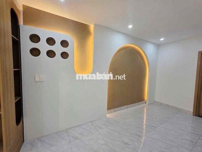 Bán nhà Lý Thường Kiệt,40m2, 4PN,HXH,kế bên BV 175, TL