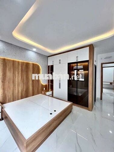 Nhà Đẹp 5 Tầng — Gần Hương Lộ 2 , Tỉnh Lộ 10 (4,3m x 12m)