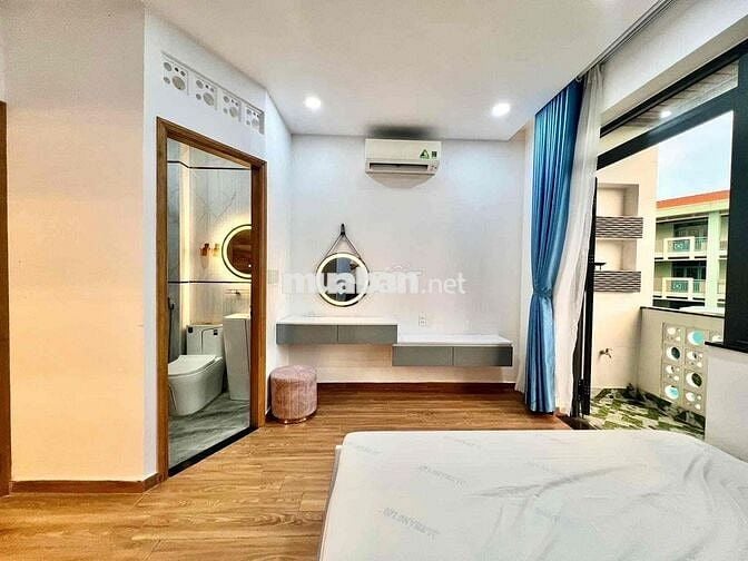 CĂN HỘ STUDIO BAN CÔNG TÁCH BẾP FULL NỘI THẤT NGAY PHẠM VĂN CHIÊU