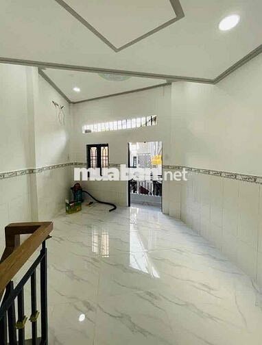 chỉ 2.45 Tỷ có nhà hộ khẩu Quận 6, Bán nhà 3 tầng, dt 17m2, dtsd 41m2,