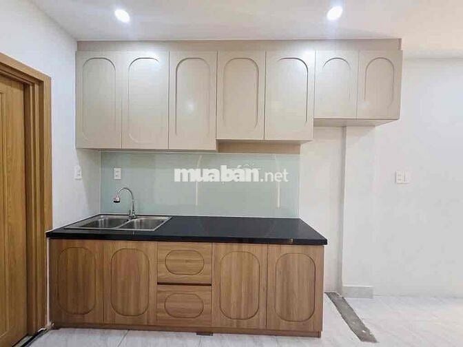 Bán nhà Lý Thường Kiệt,40m2, 4PN,HXH,kế bên BV 175, TL