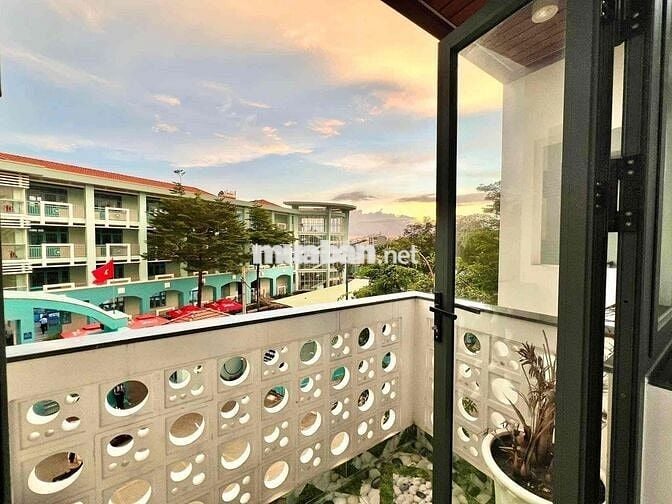 CĂN HỘ STUDIO BAN CÔNG TÁCH BẾP FULL NỘI THẤT NGAY PHẠM VĂN CHIÊU