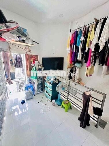 Bán nhà chính chủ 850/4 đoàn văn bơ p16 -q4 phí môi giới 20tr