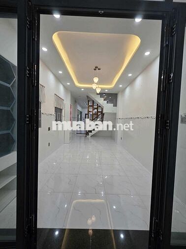CẦN BÁN NHÀ NGUYÊN CĂN 3PN, 4 WC, Nguyễn Hồng Đào, Tân Bình
