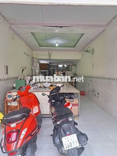 BÁN NHÀ TRỆT LẦU NGAY CHỢ TÂN LONG VỊ TRÍ TRUNG TÂM THUẬN TIỆN